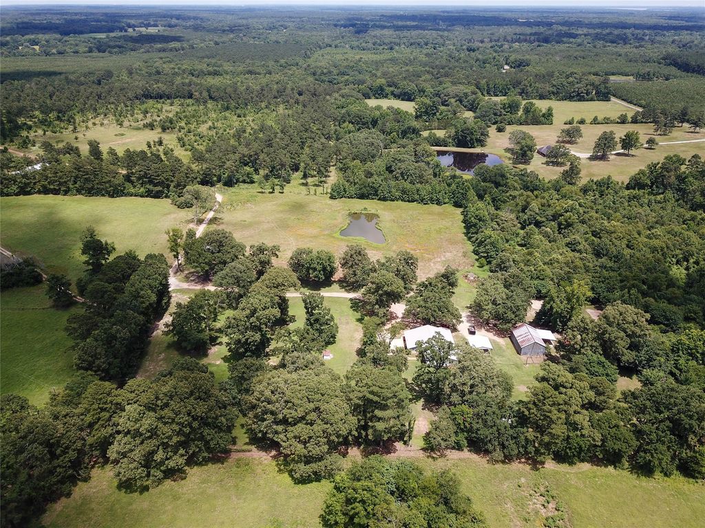 492 CR 1107, Maud, TX 75567