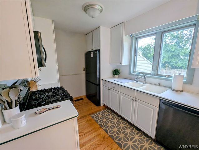 284 Utica Street, Tonawanda, NY 14150