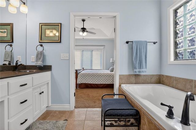 8531 Barstow Street, Lenexa, KS 66219