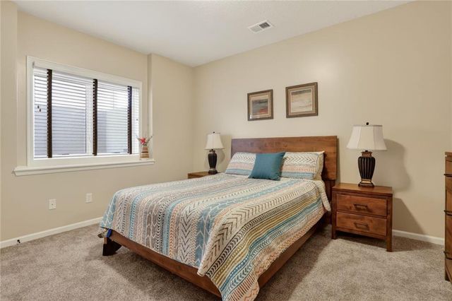 8531 Barstow Street, Lenexa, KS 66219