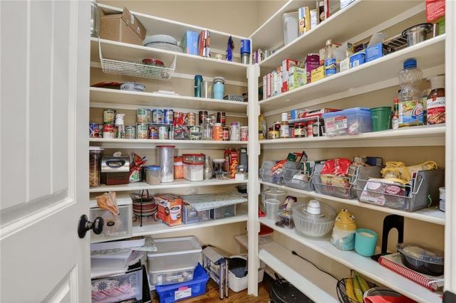 8531 Barstow Street, Lenexa, KS 66219