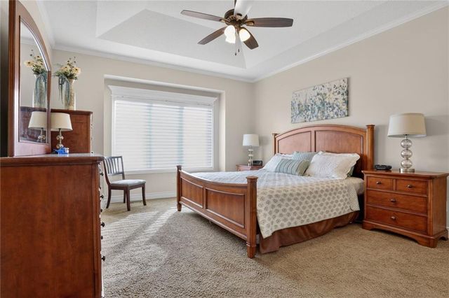 8531 Barstow Street, Lenexa, KS 66219