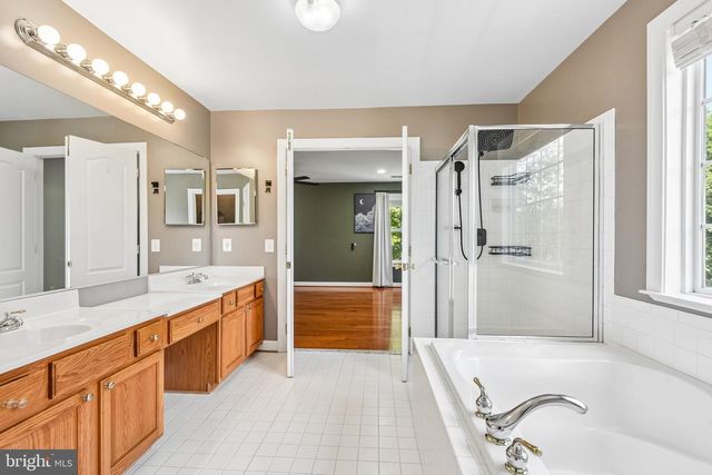 1248 COLONIAL PARK DR, Severn, MD 21144