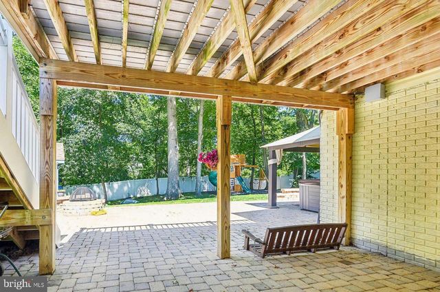 1248 COLONIAL PARK DR, Severn, MD 21144