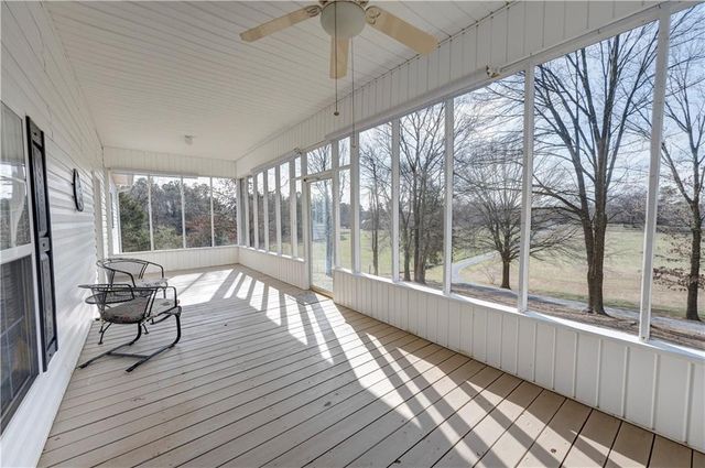 960 McEntyre SE Loop, Calhoun, GA 30701