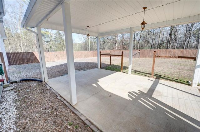 960 McEntyre SE Loop, Calhoun, GA 30701