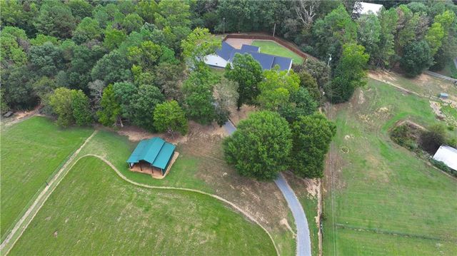 960 McEntyre SE Loop, Calhoun, GA 30701