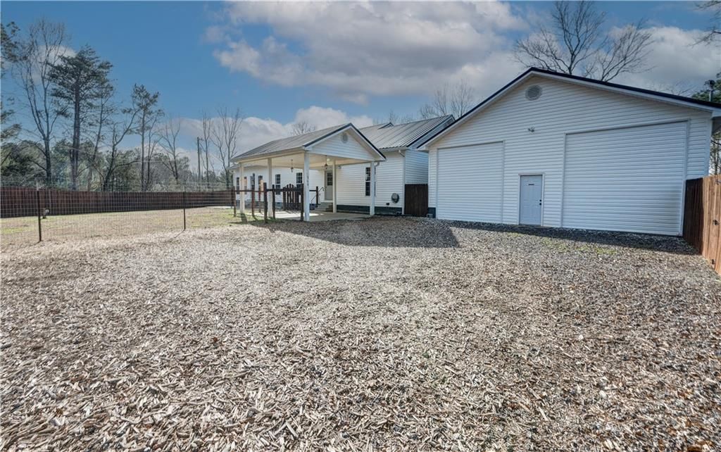 960 McEntyre SE Loop, Calhoun, GA 30701