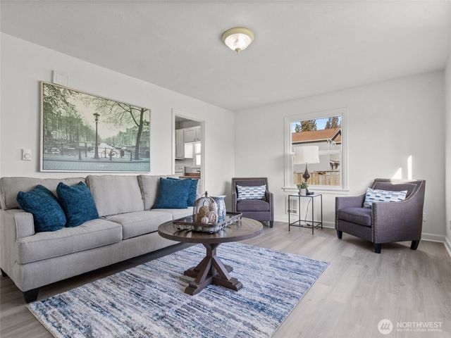 6802 S Oakes Street, Tacoma, WA 98409