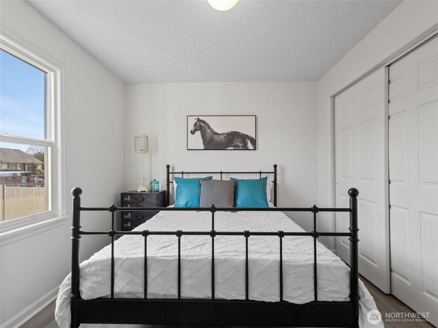 6802 S Oakes Street, Tacoma, WA 98409