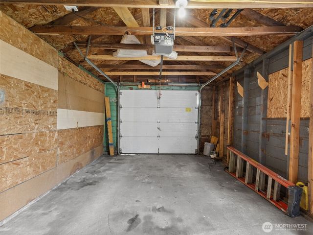 6802 S Oakes Street, Tacoma, WA 98409