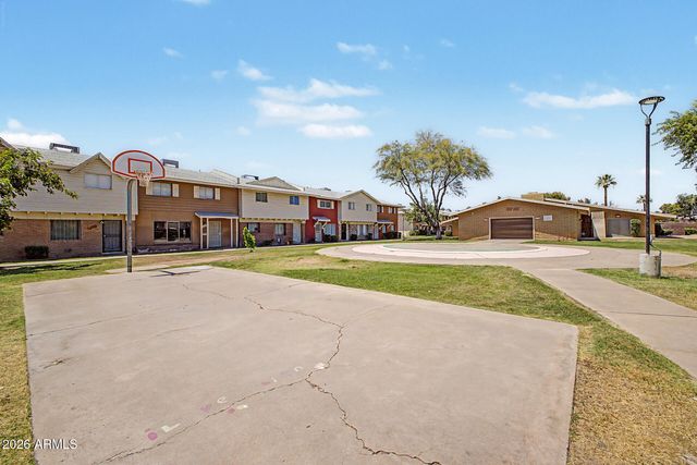 6536 N 43RD Avenue, Glendale, AZ 85301