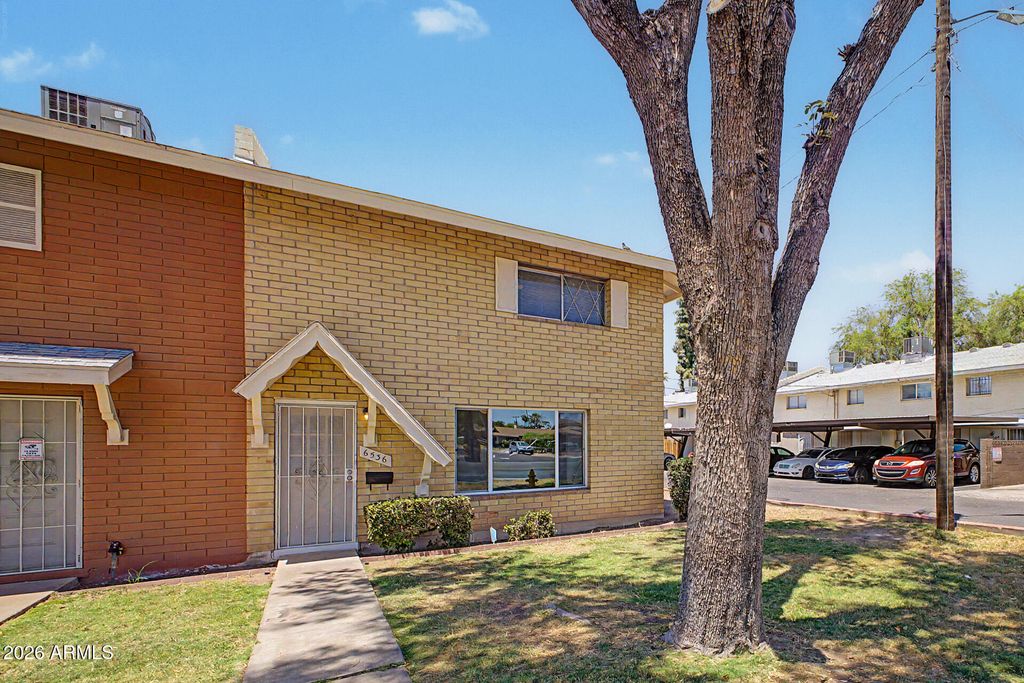 Image 10 of property listing at 6536 N 43RD Avenue, Glendale, AZ 85301