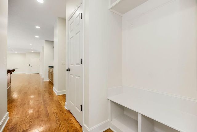 875 Clearview Drive, Lansing, KS 66043