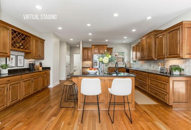 875 Clearview Drive, Lansing, KS 66043