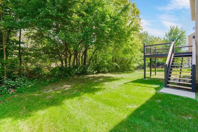 875 Clearview Drive, Lansing, KS 66043