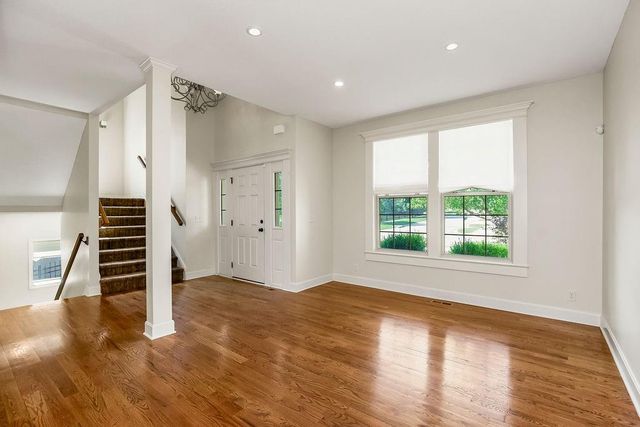 875 Clearview Drive, Lansing, KS 66043