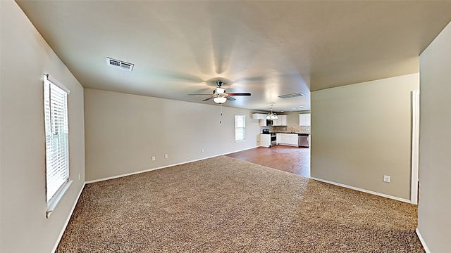 138 Saint Charles Way, Midwest City, OK 73130