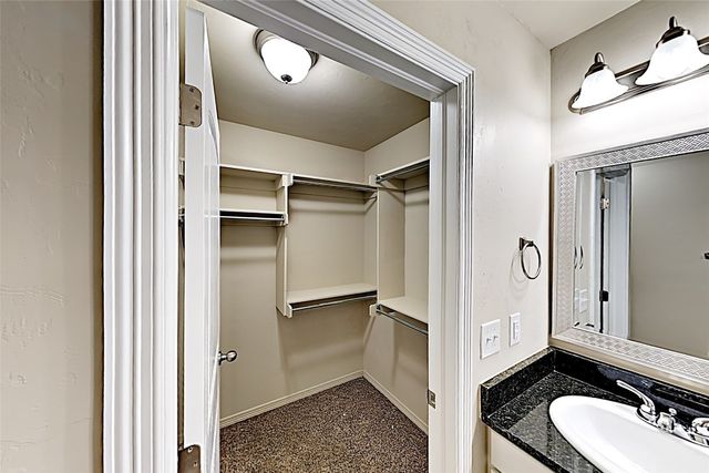 138 Saint Charles Way, Midwest City, OK 73130