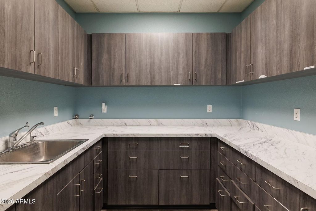 4491 W NORTHERN Avenue, Glendale, AZ 85301 — photo 5