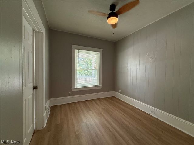 2602 Vega Avenue, Cleveland, OH 44113