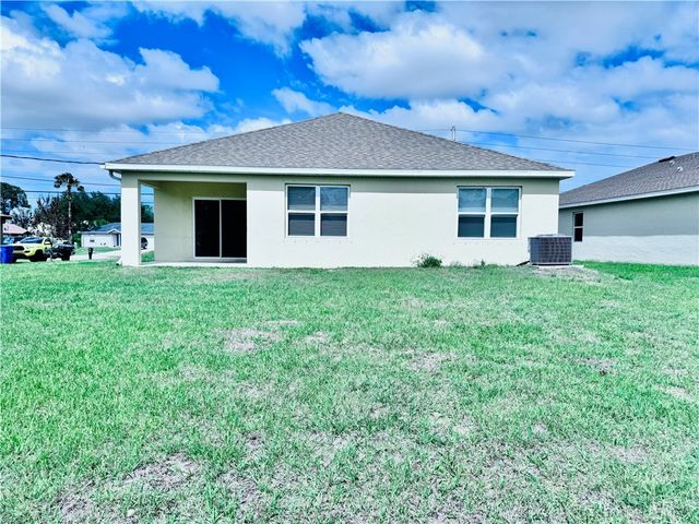 2158 Jupiter Boulevard SW, Palm Bay, FL 32908