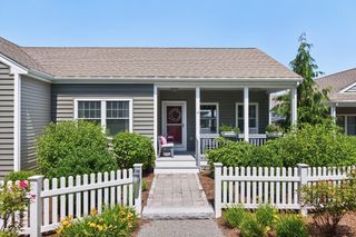 14 Dorset Lane 14, Plymouth, MA 02360