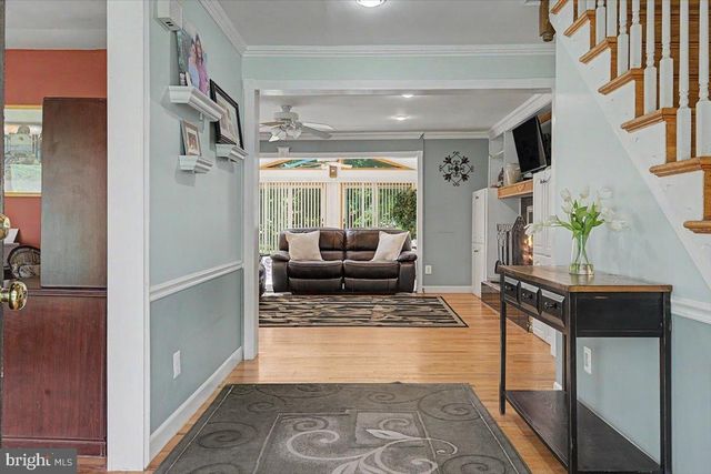 5 TENBY CHASE DR, Newark, DE 19711