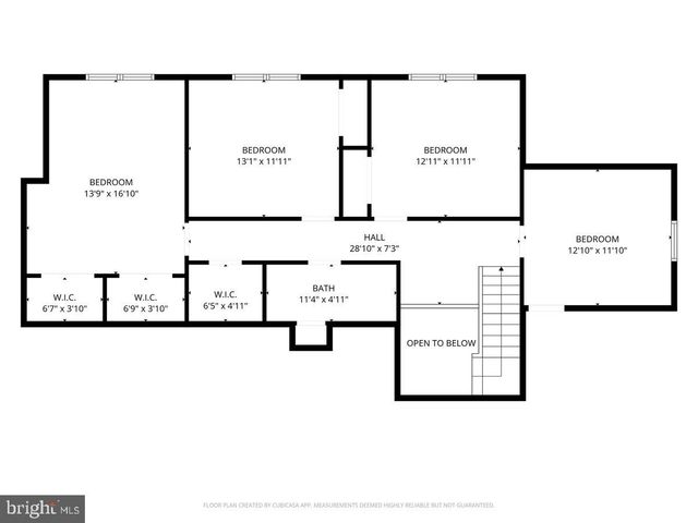 5 TENBY CHASE DR, Newark, DE 19711