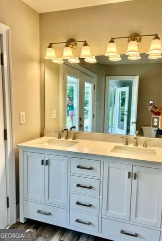 142 Mabry Road, Jackson, GA 30233