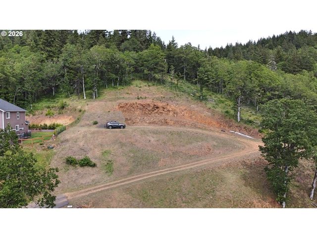 270 OFF Rd, White Salmon, WA 98672