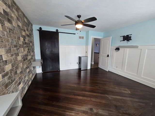 1327 Montclair PLACE, Fort Atkinson, WI 53538