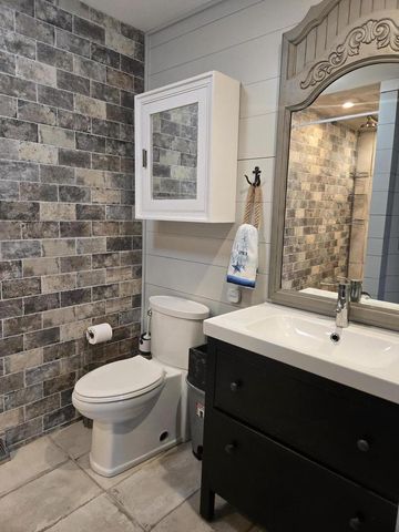 1327 Montclair PLACE, Fort Atkinson, WI 53538