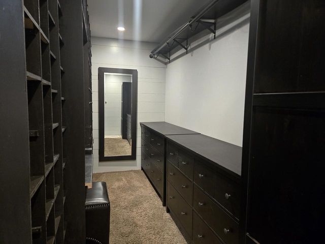 1327 Montclair PLACE, Fort Atkinson, WI 53538