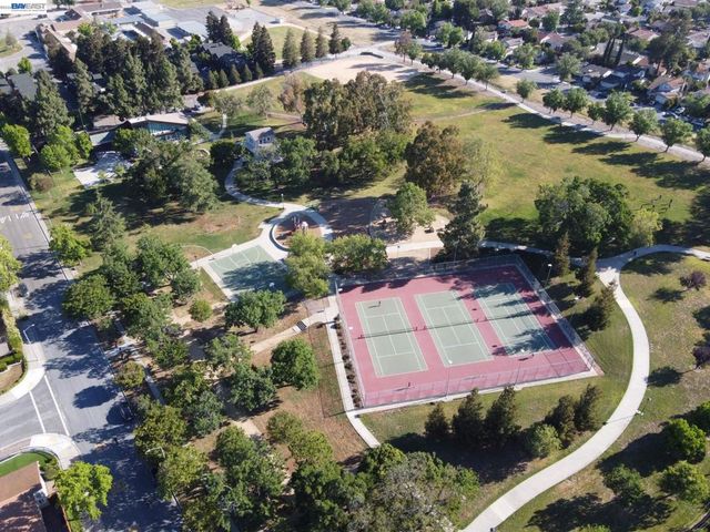 93 Shaniko Cmn 24, Fremont, CA 94539