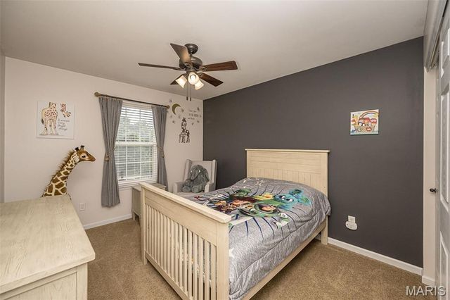 1048 Pierpoint Lane, St Charles, MO 63303