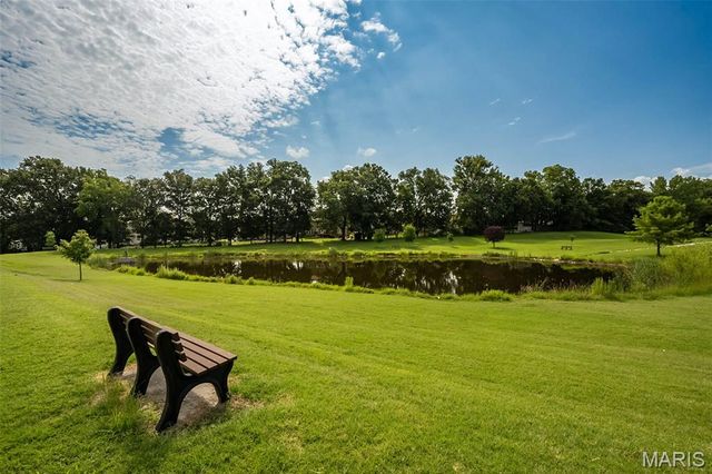 1048 Pierpoint Lane, St Charles, MO 63303