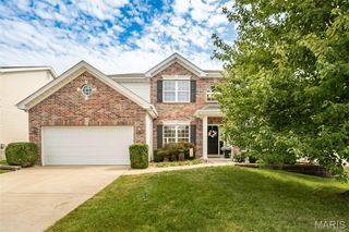 1048 Pierpoint Lane, St Charles, MO 63303