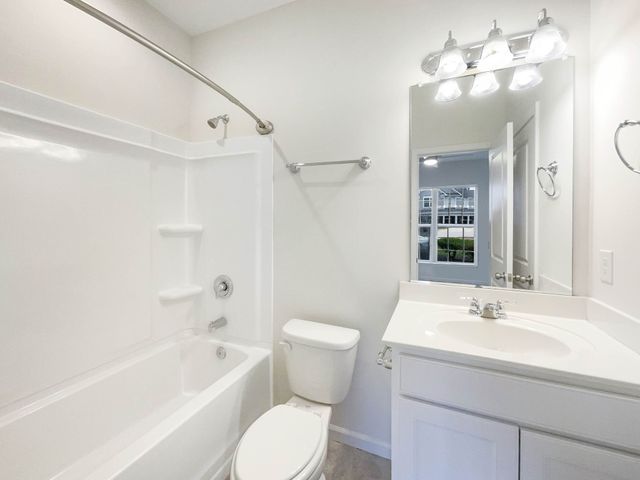 4009 Compass Pointe Ct, Thompsons Station, TN 37179