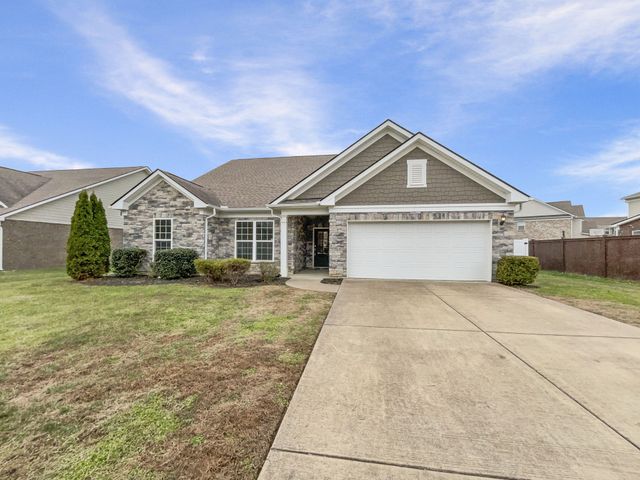 4009 Compass Pointe Ct, Thompsons Station, TN 37179