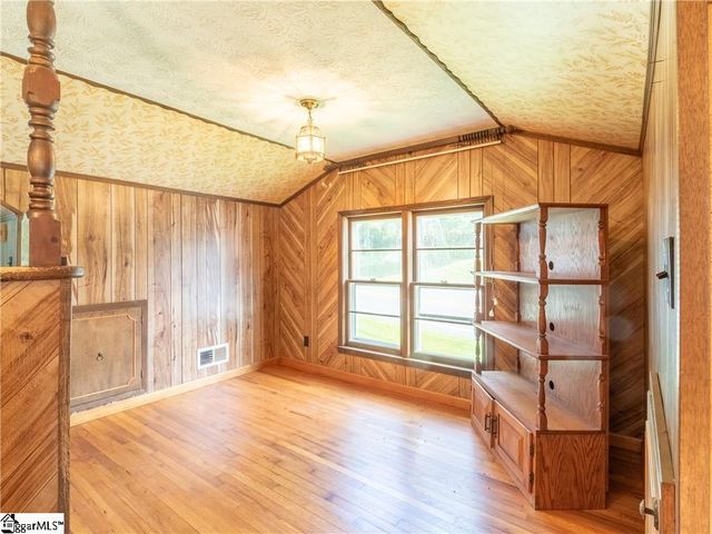 4273 Geer Highway, Marietta, SC 29661