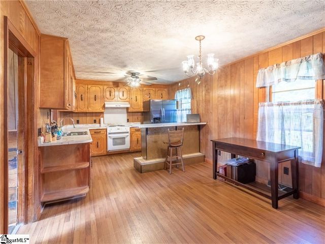 4273 Geer Highway, Marietta, SC 29661