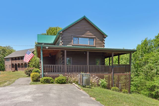 2043 Oakmont Dr, Sevierville, TN 37876