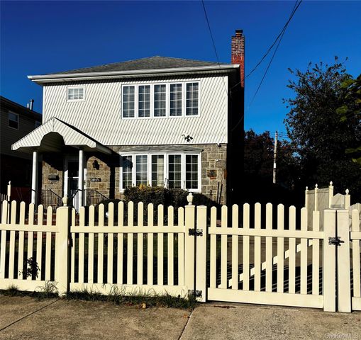 243-15 132nd Avenue, Rosedale, NY 11422