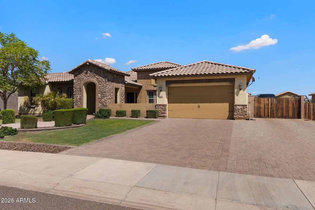 24853 N 79TH Lane, Peoria, AZ 85383 — photo 2