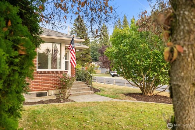 8101 274th Street NW, Stanwood, WA 98292