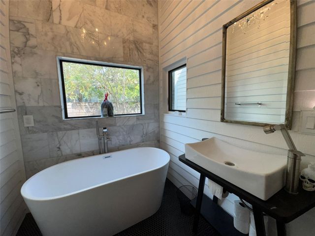 3408 Garrow Street A, Houston, TX 77003