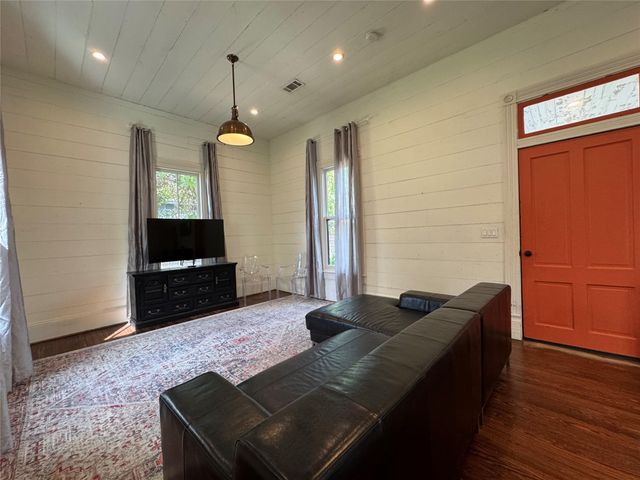 3408 Garrow Street A, Houston, TX 77003