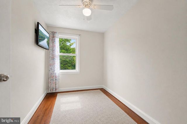 309 LEEANNE RD, Baltimore, MD 21221