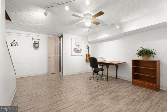 309 LEEANNE RD, Baltimore, MD 21221
